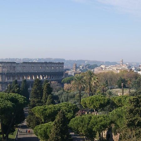 Tatusa Al Colosseo Рим Екстериор снимка